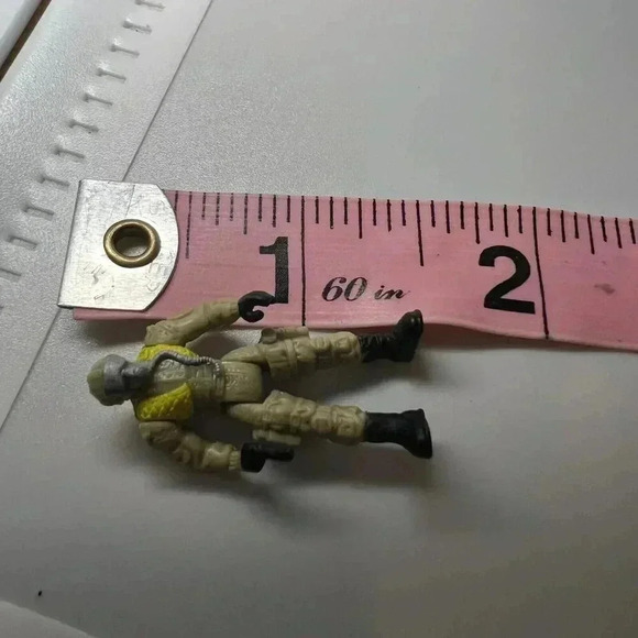 Tiny Vintage PRC Action Figures With Moving Hands And Legs 1.5” - Picture 2 of 3